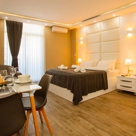 Holiday Premium Apartments Batoumi Extérieur photo