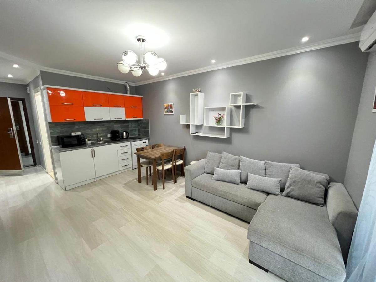 Holiday Premium Apartments Batoumi Extérieur photo