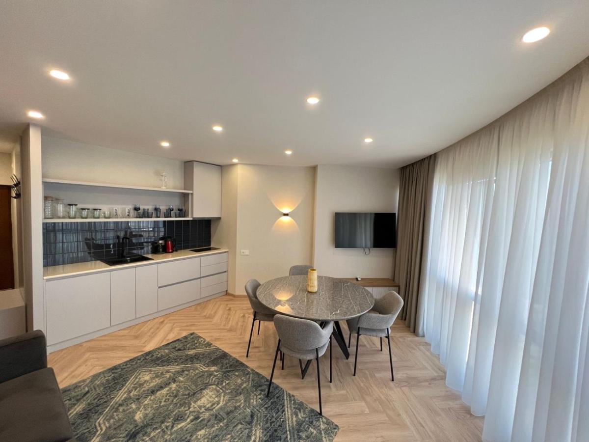 Holiday Premium Apartments Batoumi Extérieur photo
