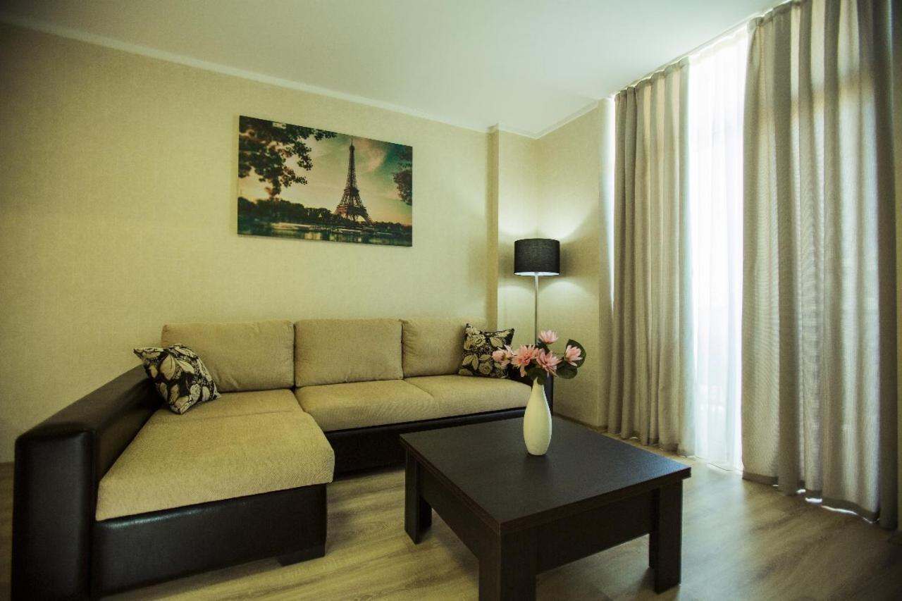 Holiday Premium Apartments Batoumi Extérieur photo