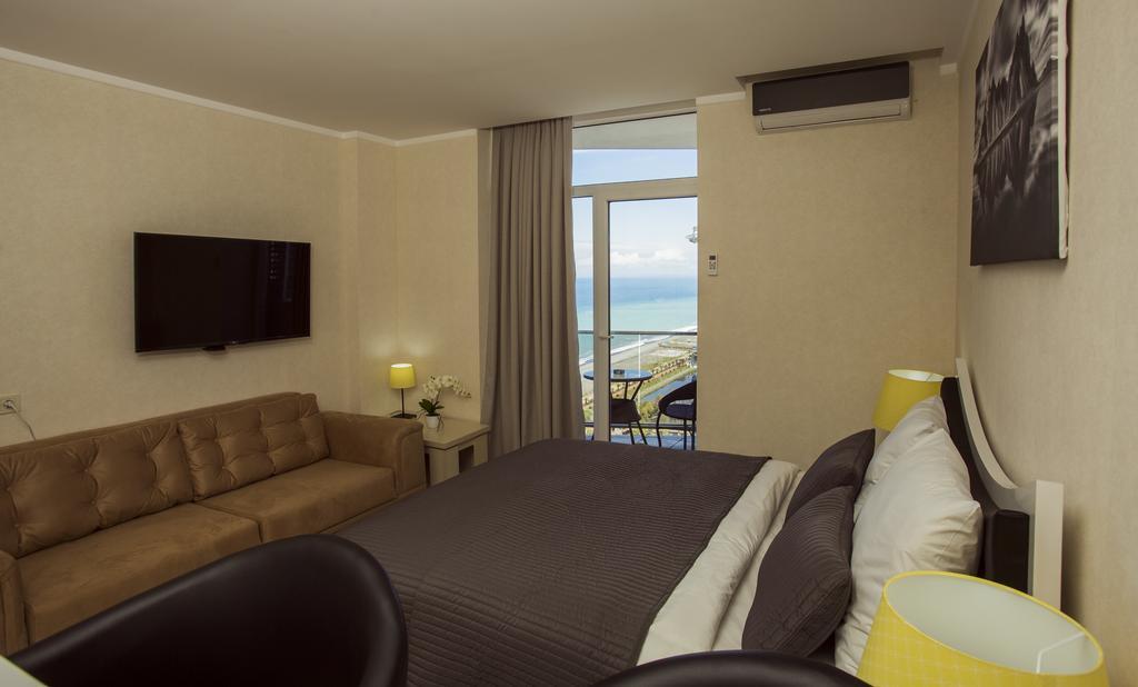 Holiday Premium Apartments Batoumi Extérieur photo